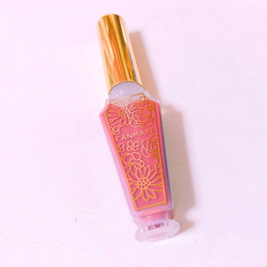 🐟CANMAKE リップティント マット03

発売した時から気になって何回もお店のテスターで試したりして購入するか迷っていたのですが、リップスでほかの方の投稿を見て良さげだったので購入してみました😚

マットのリップはどうも私の唇には