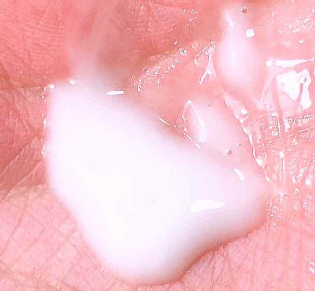 B.A B.A セラム プリズルミナのクチコミ「コスメを購入した際にいただきました！




サンプル使用なので評価はなしにします。




.....」（2枚目）