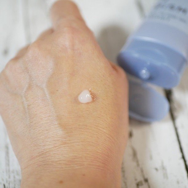 ディズム オールインワンジェル モイスト [しっとりタイプ]/DISM/オールインワン化粧品を使ったクチコミ（3枚目）