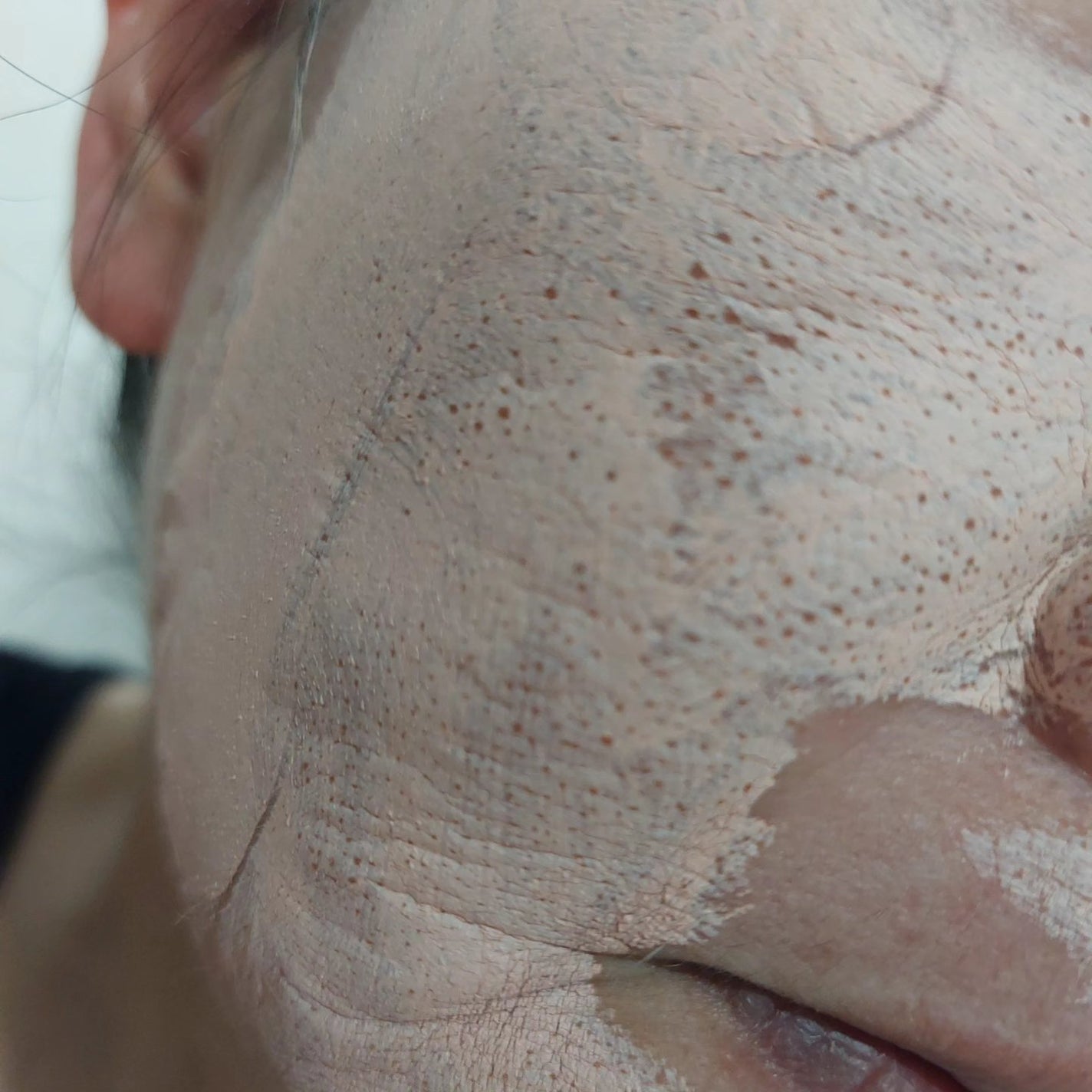 カロテン毛穴レスクレイパック/APRILSKIN/洗い流すパック・マスクを使ったクチコミ(5枚目)