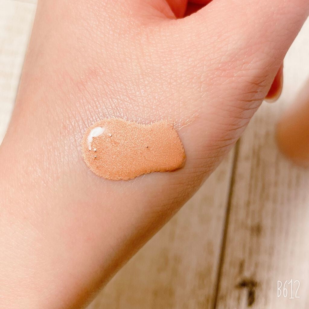 mai❤️ on LIPS 「『AAAA.ハイライターVANILLA』のご紹介😊こちらの商品..」(4枚目)