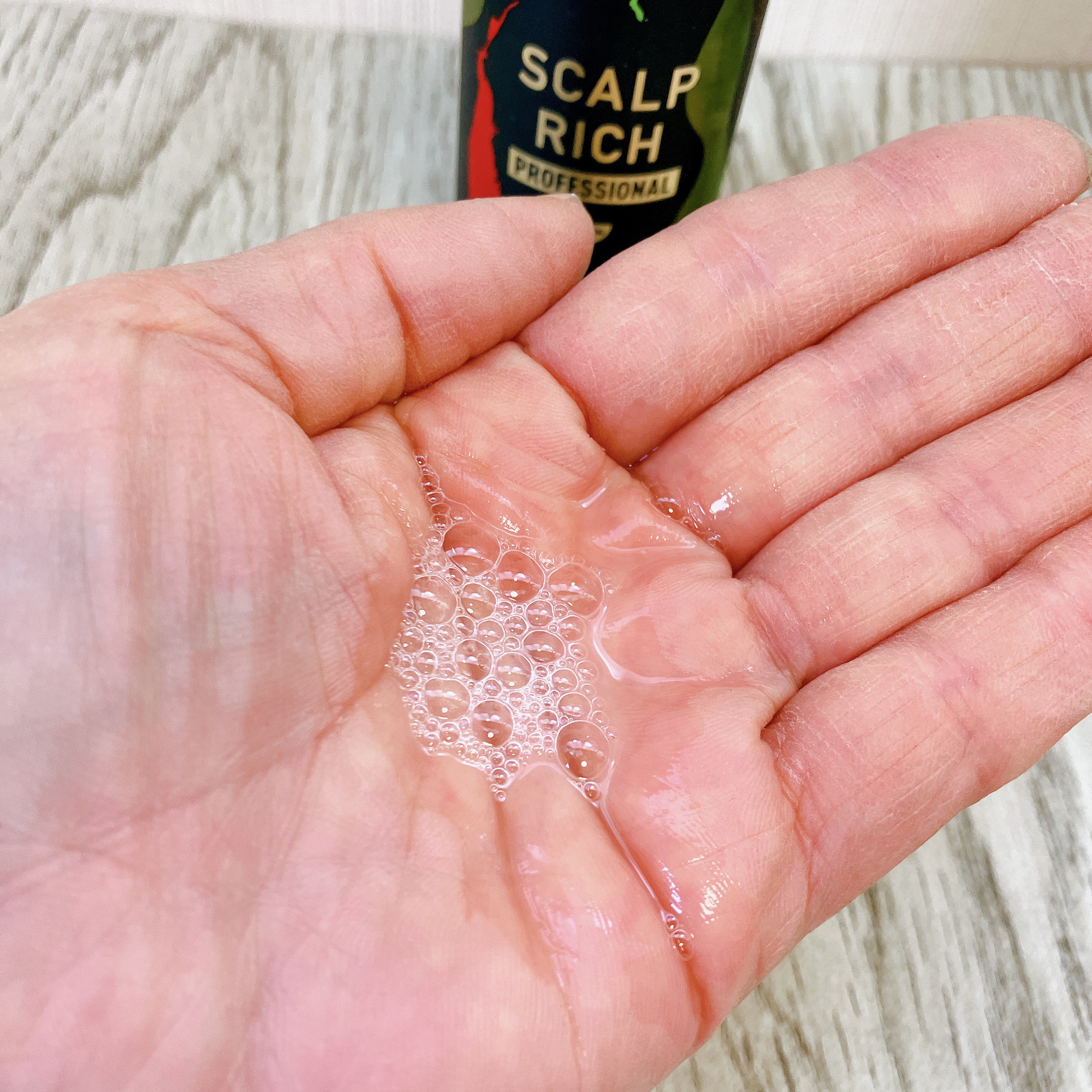 スカルプリッチ プロフェッショナル/日清食品/頭皮ローションを使ったクチコミ（3枚目）