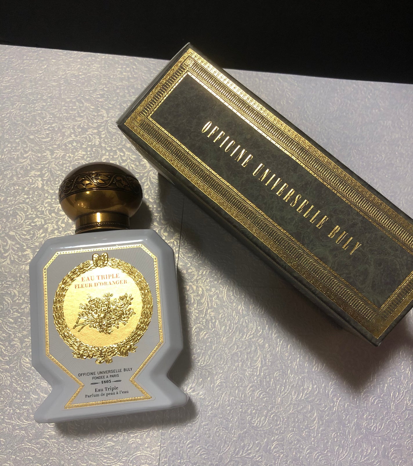 オー・トリプル(フルール・ドランジェ・ドゥ・ベルカンヌ)/オフィシーヌ・ユニヴェルセル・ビュリー/香水(レディース)を使ったクチコミ(2枚目)