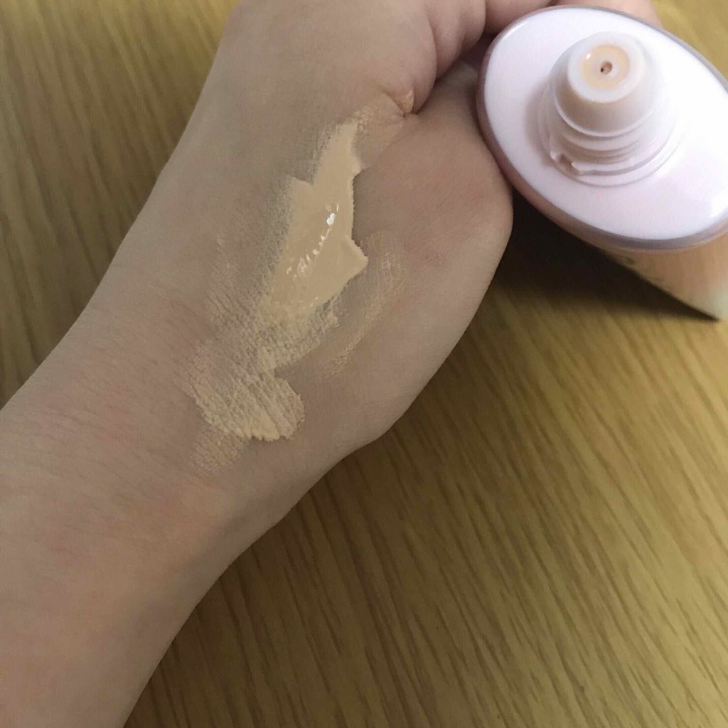 純白専科　すっぴん色づく美容液フォンデュ/SENKA（専科）/リキッドファンデーションを使ったクチコミ（2枚目）