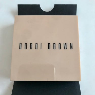 ヌード フィニッシュ イルミネイティング パウダー/BOBBI BROWN/プレストパウダーを使ったクチコミ（3枚目）