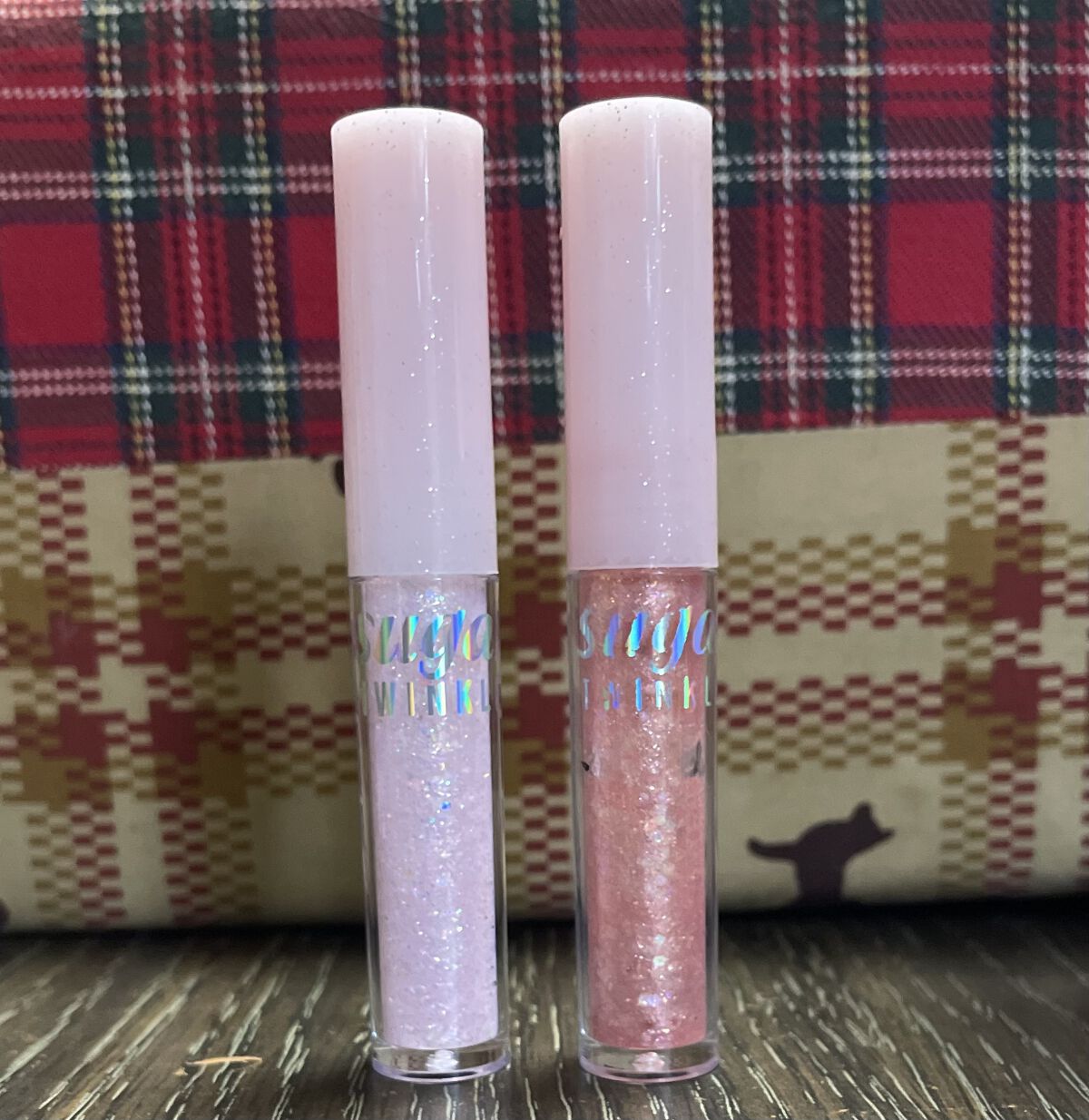 シュガー トゥインクル リキッド グリッター/PERIPERA/グリッターを使ったクチコミ（2枚目）