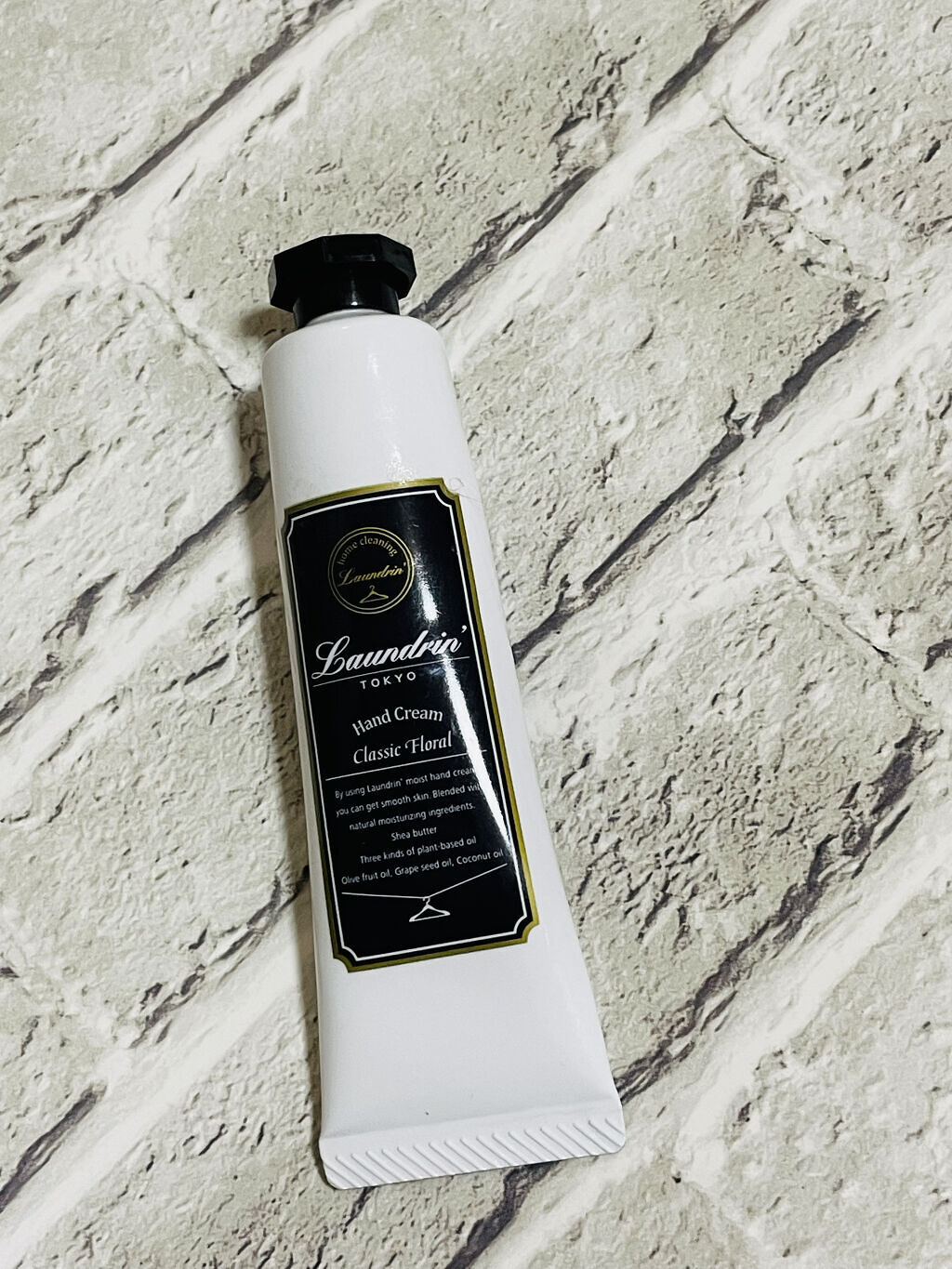 パフュームハンドクリーム クラシックフローラルの香り/ランドリン/ハンドクリームを使ったクチコミ（1枚目）