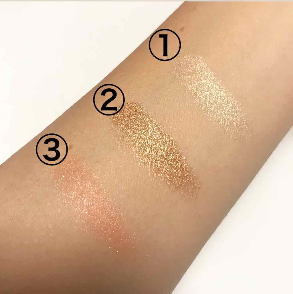 シャドーカスタマイズ/MAJOLICA MAJORCA/単色アイシャドウを使ったクチコミ（3枚目）