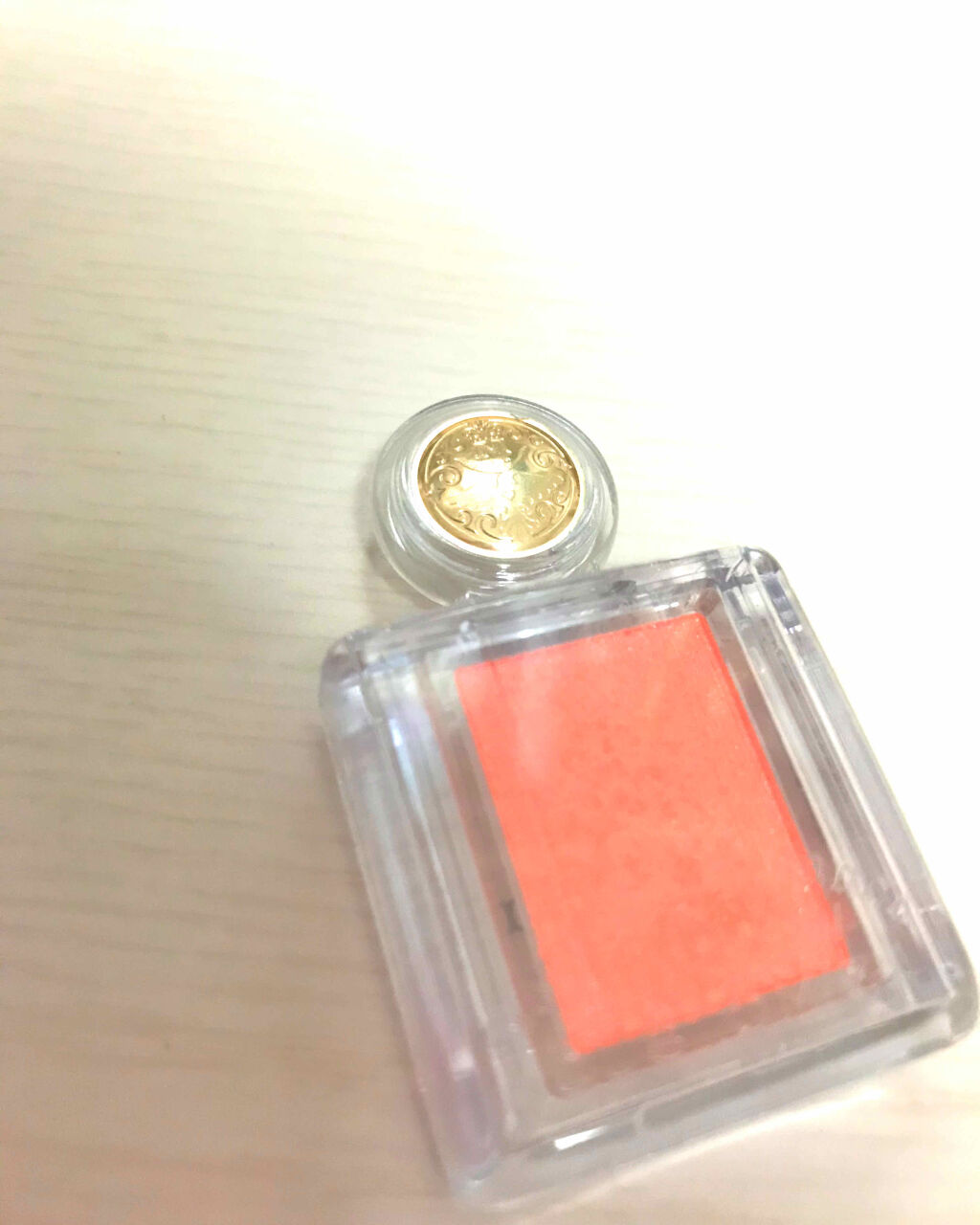 UR GLAM　EYESHADOW BRUSH A/U R GLAM/メイクブラシを使ったクチコミ（1枚目）