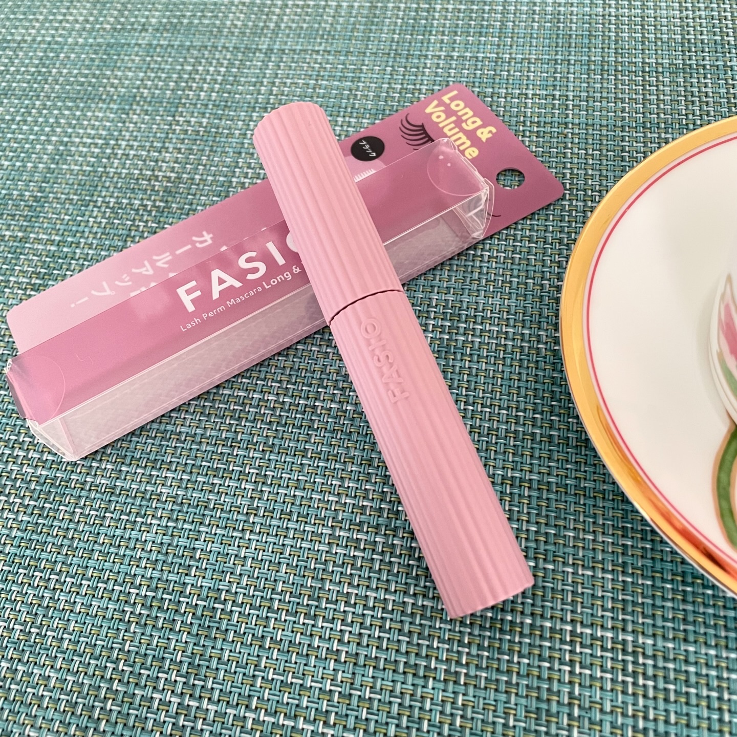 まつパ級 フィルム マスカラ (ロング&ボリューム)/FASIO/マスカラを使ったクチコミ（1枚目）