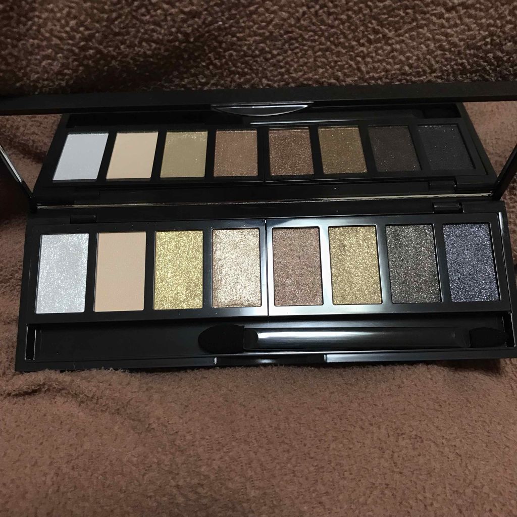 グラマラスリッチ アイパレット (クリスマスコフレ 2018)/Visée/メイクアップキットを使ったクチコミ（2枚目）
