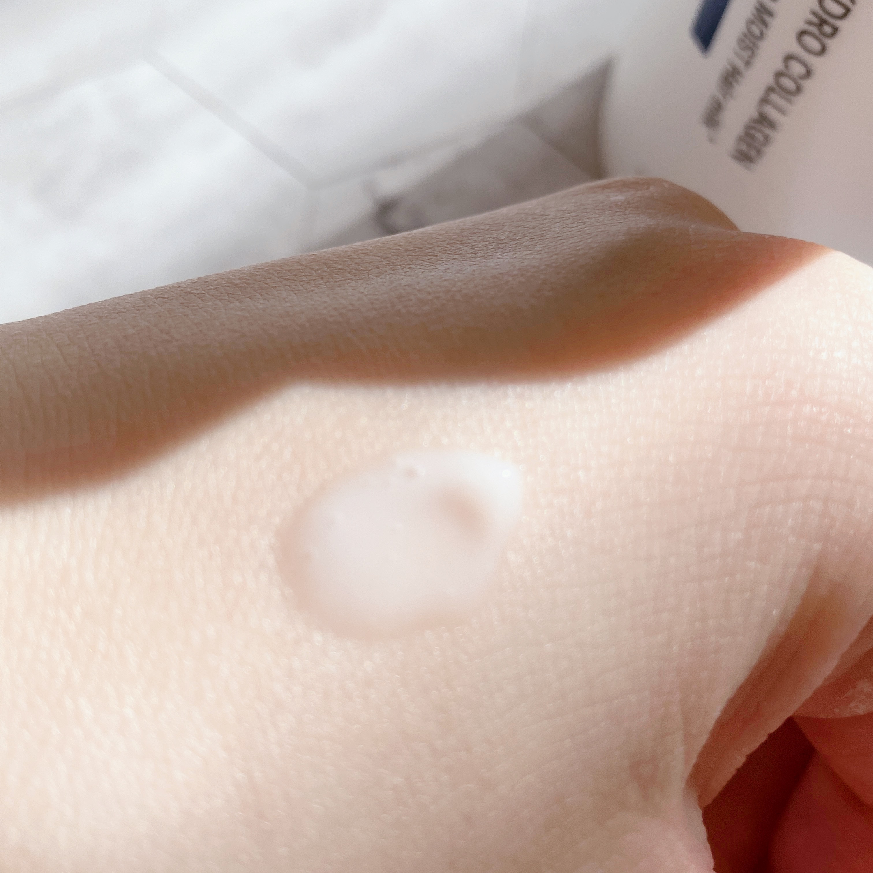  超高圧*¹浸透型ハイドロコラーゲン*⁸配合　集中美容液ヘアミルク/unlabel/ヘアミルクを使ったクチコミ（2枚目）