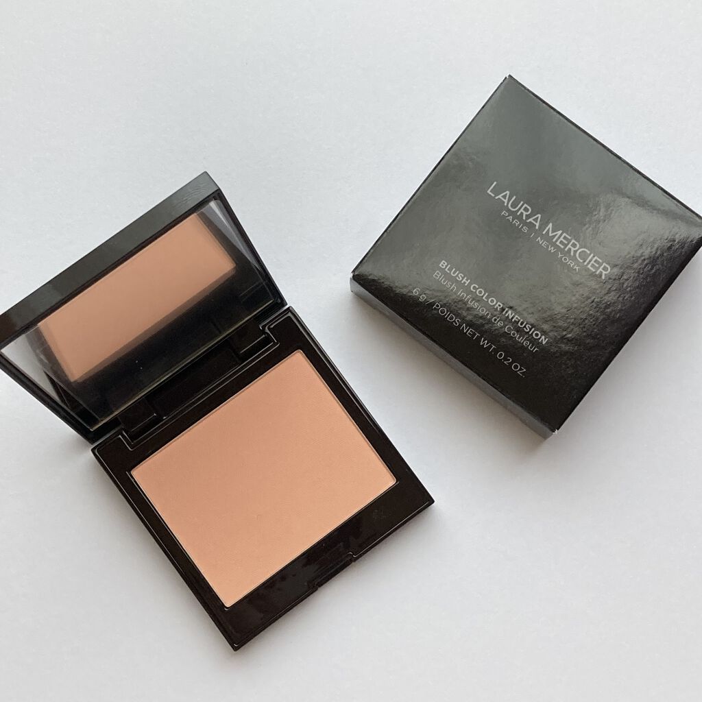 ブラッシュ カラー インフュージョン 11 GUAVA/ローラ メルシエ/パウダーチークを使ったクチコミ（1枚目）