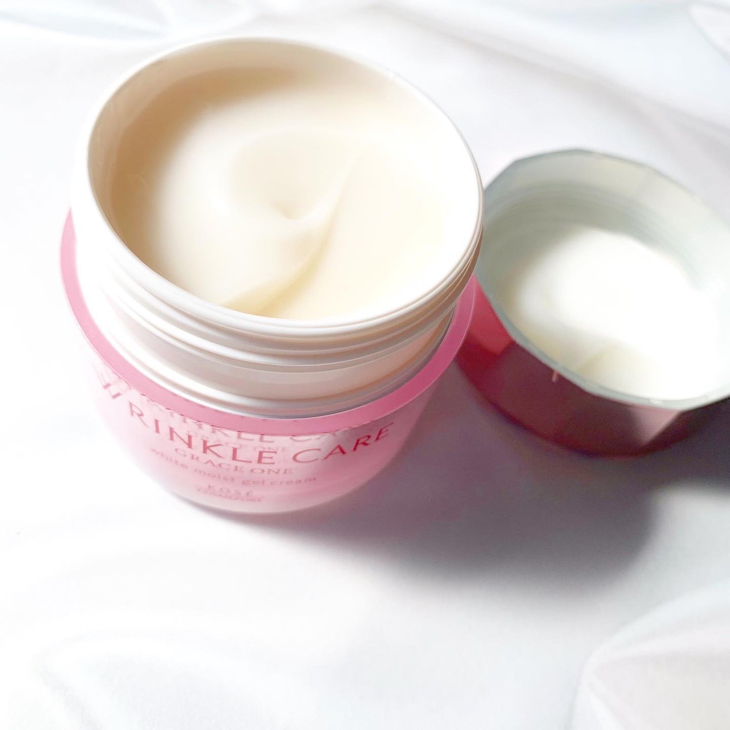 リンクルケア ホワイト モイストジェルクリーム/グレイスワン/オールインワン化粧品を使ったクチコミ(2枚目)