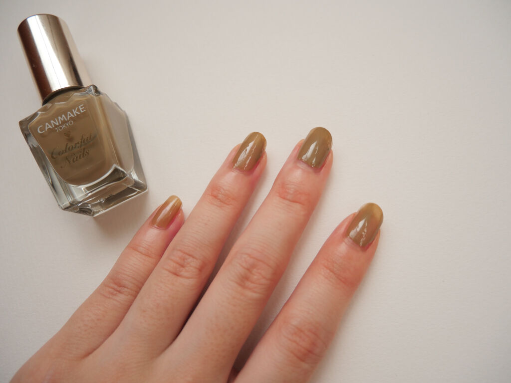 カラフルネイルズ/キャンメイク/マニキュアを使ったクチコミ（3枚目）