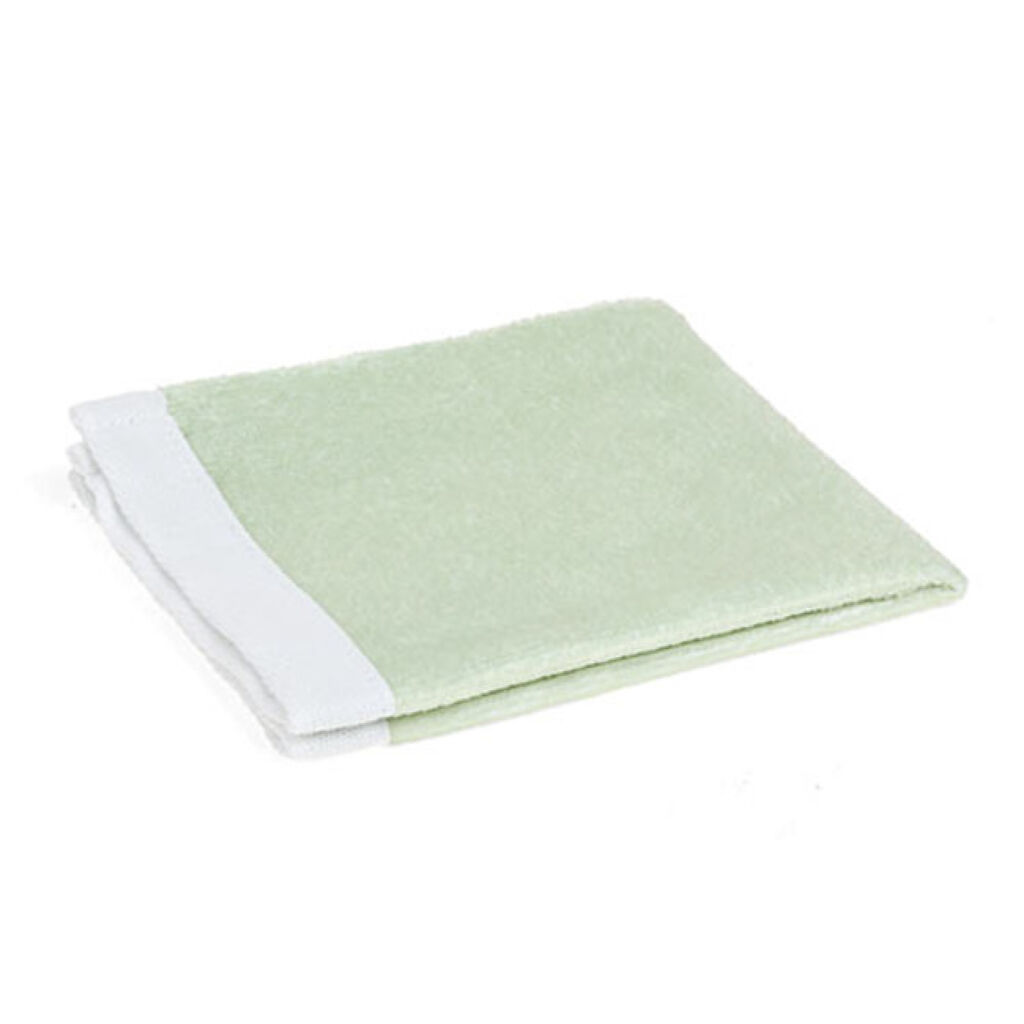 Laline ラリンスポーツ フェイスタオル グリーン