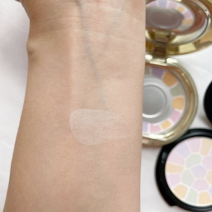 ラ プードル オートニュアンス/Elégance/プレストパウダーを使ったクチコミ(3枚目)