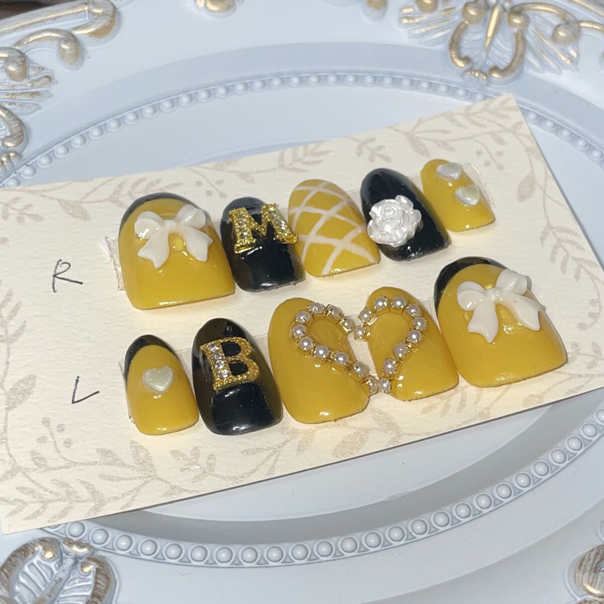 パル カラージェル イエロー/キャンドゥ/ジェルネイルを使ったクチコミ（1枚目）