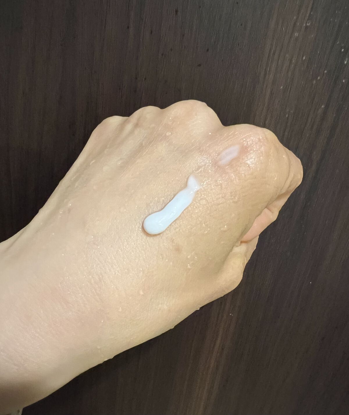 ONE 全身保湿ミルク フルーティーサボンの香り/メンズビオレ/ボディミルクを使ったクチコミ（2枚目）