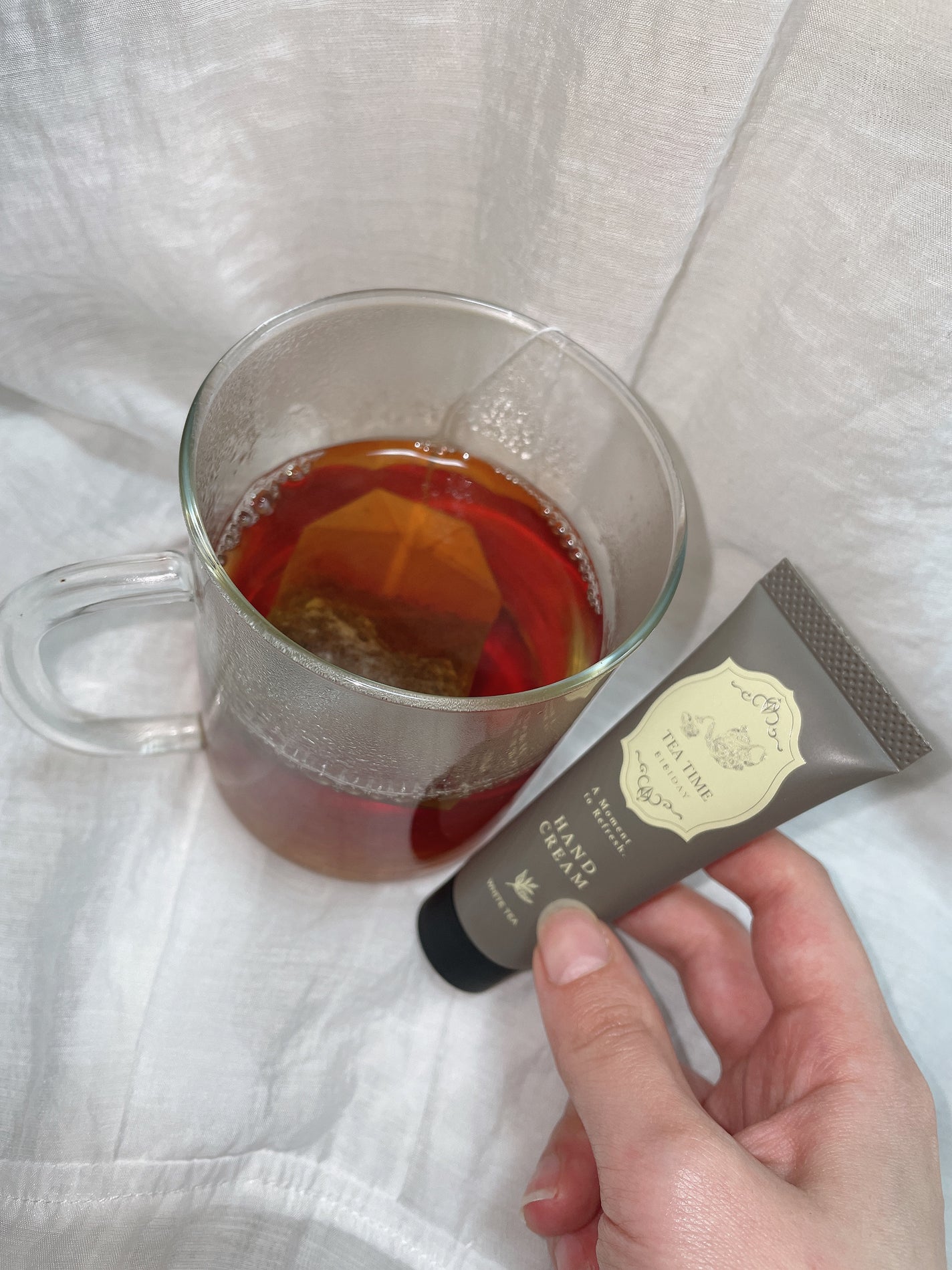 ティータイム ハンドクリーム ホワイトティーの香り/BIBIDAY/ハンドクリームを使ったクチコミ(3枚目)