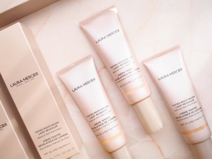 ローラ メルシエ ティンティド モイスチャライザー ライト リビーラーのクチコミ「#新作コスメ
#lauramercier
#ティンティドモイスチャライザーライトリビーラー
.....」(1枚目)