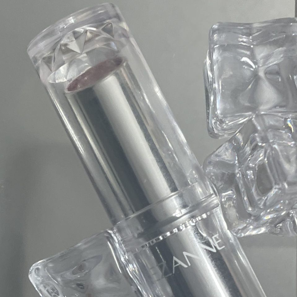 ラスティンググロスリップ/CEZANNE/口紅を使ったクチコミ（2枚目）