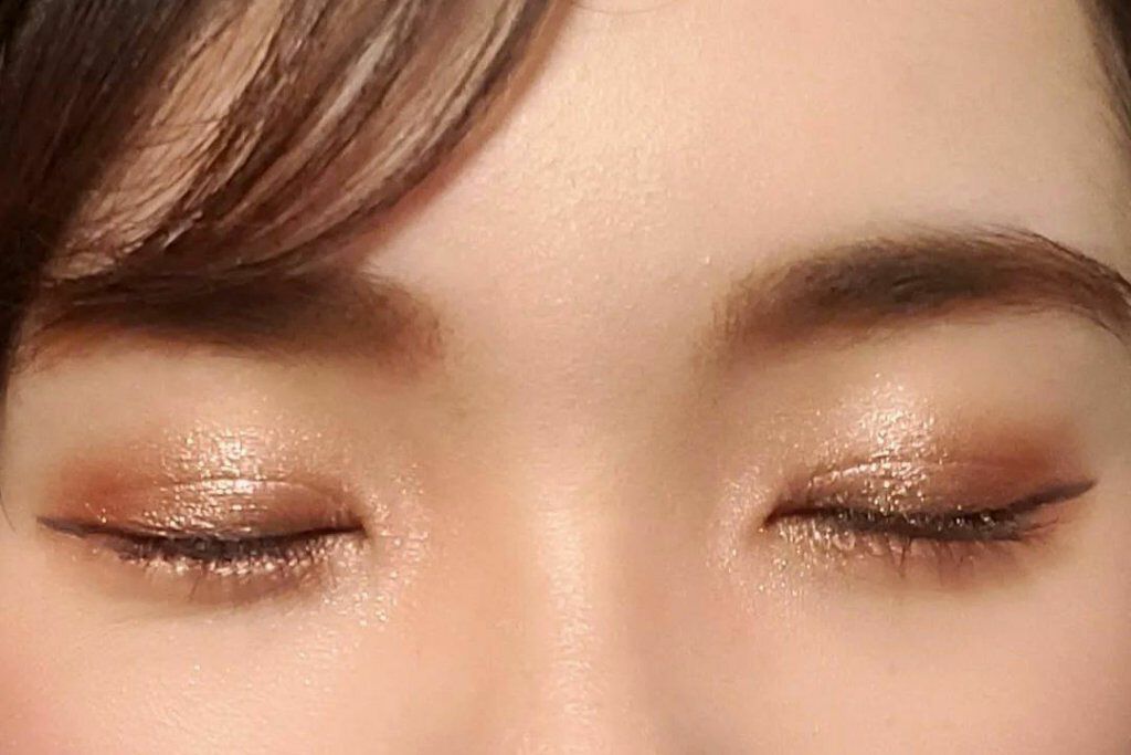 ダズルシャドウ/M・A・C/単色アイシャドウを使ったクチコミ(6枚目)