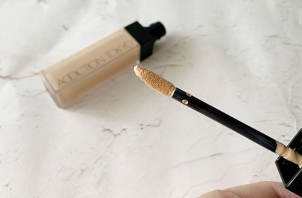 アディクション スキンリフレクト フィックス コンシーラー 004 Light Beige/ADDICTION/リキッドコンシーラーを使ったクチコミ(2枚目)