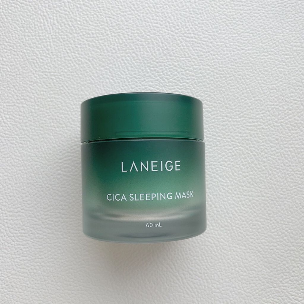 LANEIGEはリップスリーピングマスクが有名だけど…このシカマスクもおすすめです♪

みずみずしく柔らかいクリームで寝てる間の乾燥をしっかり防いでくれます
朝の肌がしっとり♡

シカ成分が入っているので花粉症で荒れつつある肌でも安心して使