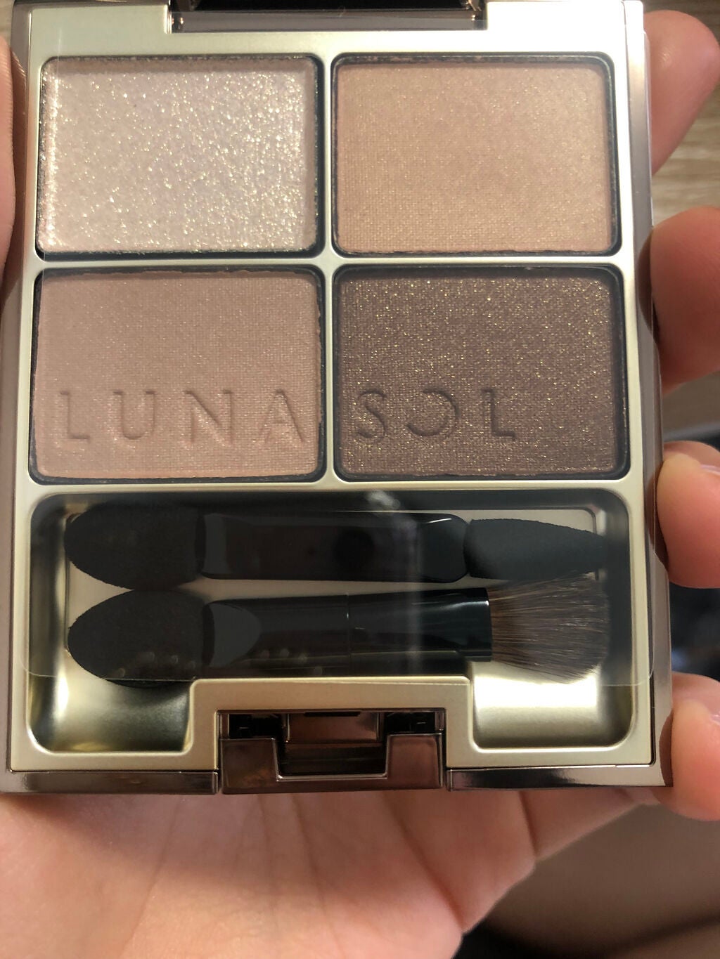 スキンモデリングアイズ/LUNASOL/アイシャドウパレットを使ったクチコミ(3枚目)