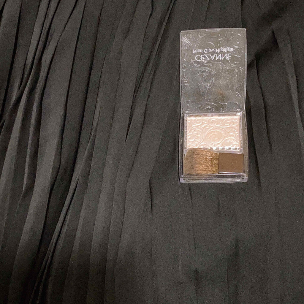 パールグロウハイライト/CEZANNE/パウダーハイライトを使ったクチコミ（2枚目）