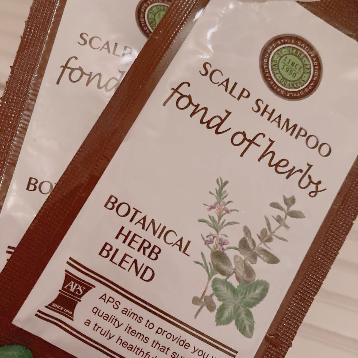 APS スカルプシャンプー／トリートメント（ハーブ）