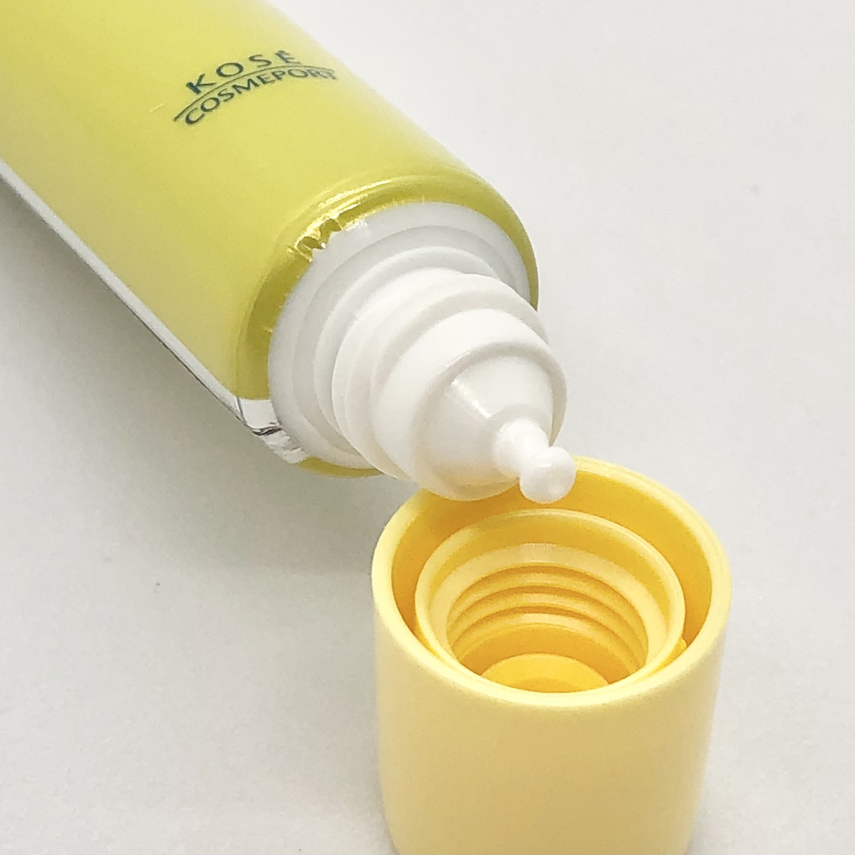 モイスチュアマイルドホワイトリペアエッセンス C100/モイスチュアマイルド ホワイト/美容液を使ったクチコミ（2枚目）