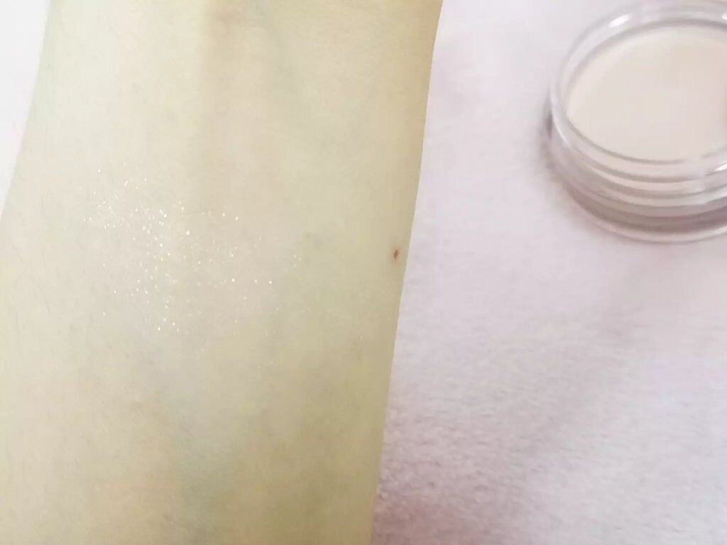 クリームアイカラー/ミキモト コスメティックス/ジェル・クリームアイシャドウを使ったクチコミ（2枚目）