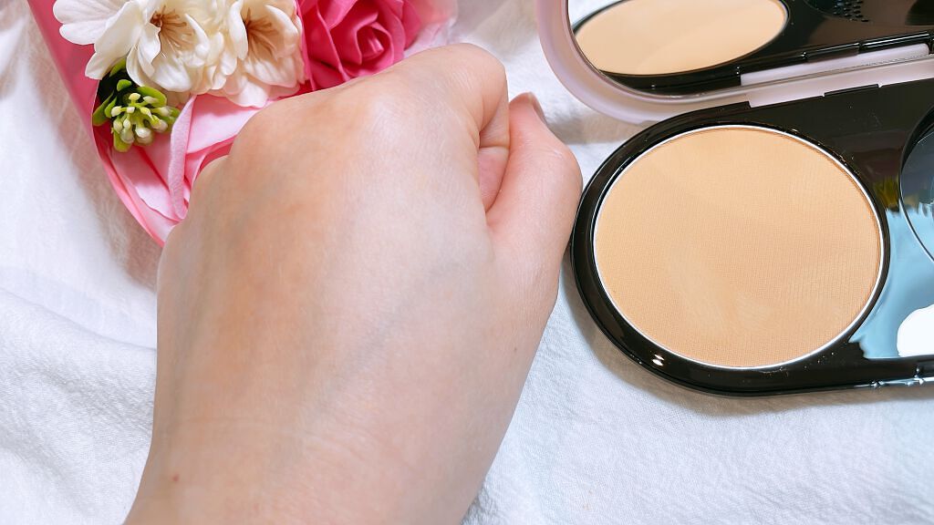 ライトフル C3 ナチュラル シルク パウダーファンデーション/M・A・C/パウダーファンデーションを使ったクチコミ(3枚目)