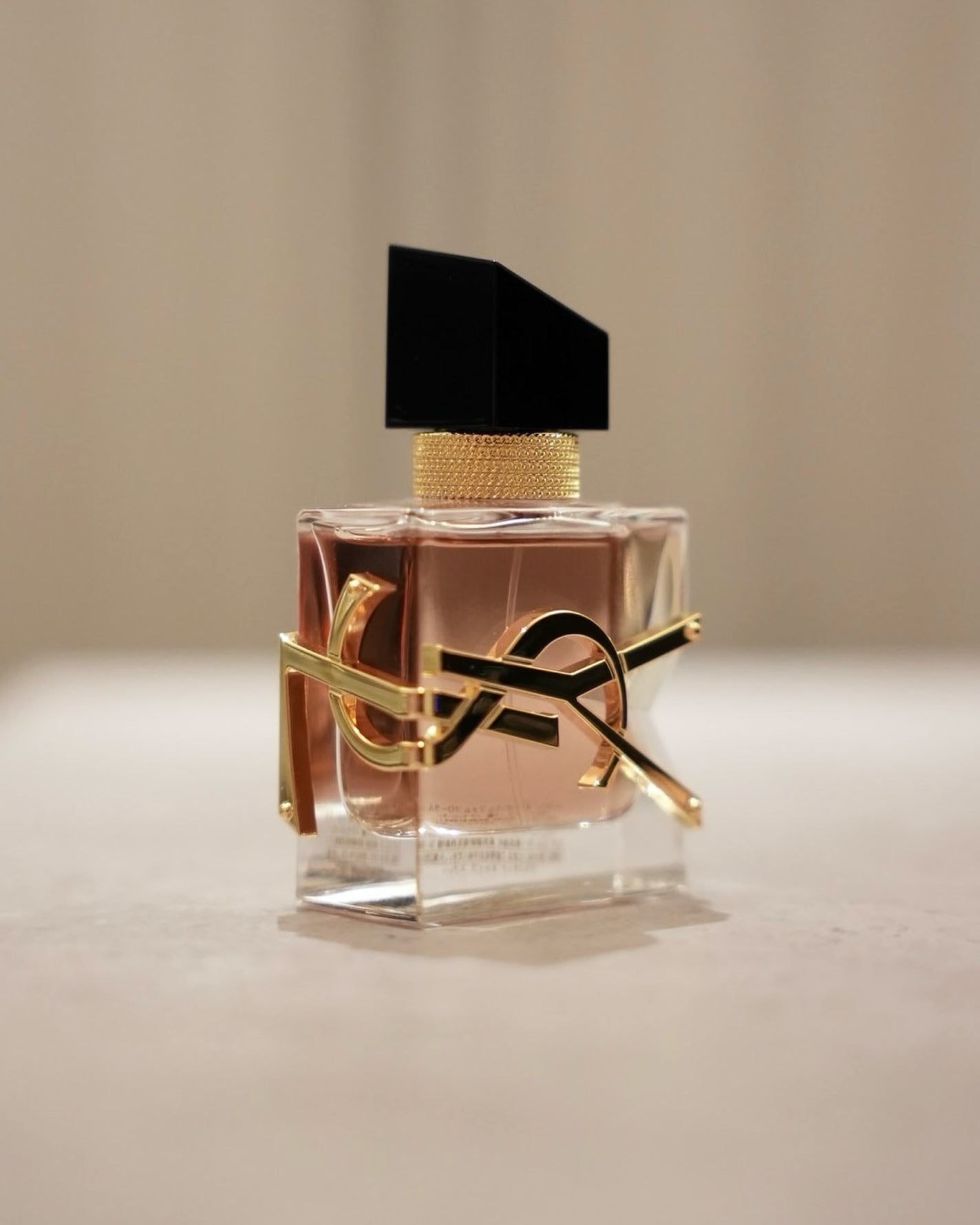 リブレ オーデパルファム フローラル/YVES SAINT LAURENT BEAUTE/香水(その他)を使ったクチコミ(2枚目)