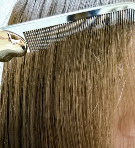 リファハートコーム アイラ/ReFa/ヘアコームを使ったクチコミ(4枚目)