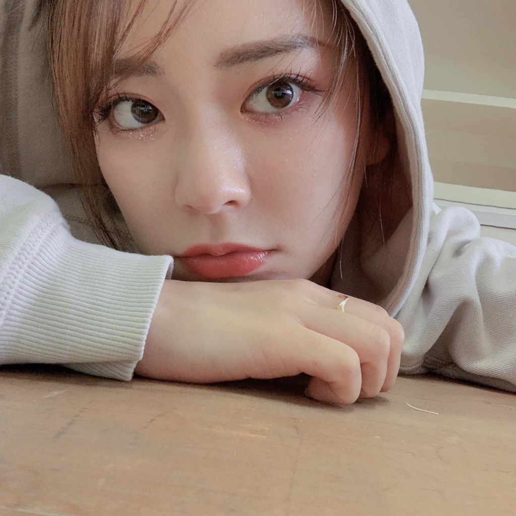 KATE
ラッシュフォーマーWPロング
BK-1
ラッシュフォーマーというだけあって、
カールキープ力が抜群です！

クッションファンデを使うことも多いのですが、パンダ目になりにくいし、プチプラですが優秀でお気に入りです！


最近はずっと