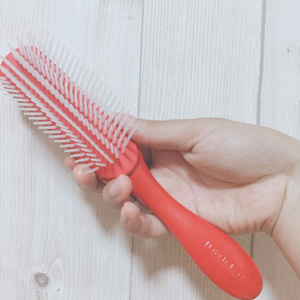 DENMAN デンマンブラシ D5のクチコミ「こんにちは ฅ•ω•ฅ ぽん🐱です。
今回は私が愛用しているDENMANのヘアブラシ 
を紹介.....」（3枚目）