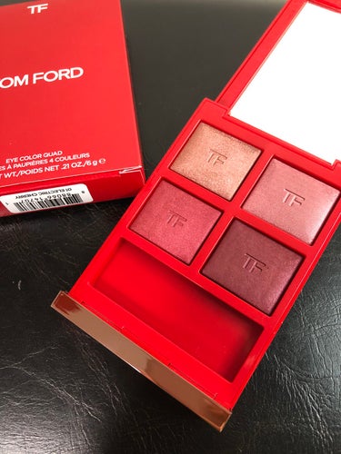 アイ カラー クォード 01SC エレクトリック チェリー (限定色)/TOM FORD BEAUTY/アイシャドウパレットを使ったクチコミ（1枚目）