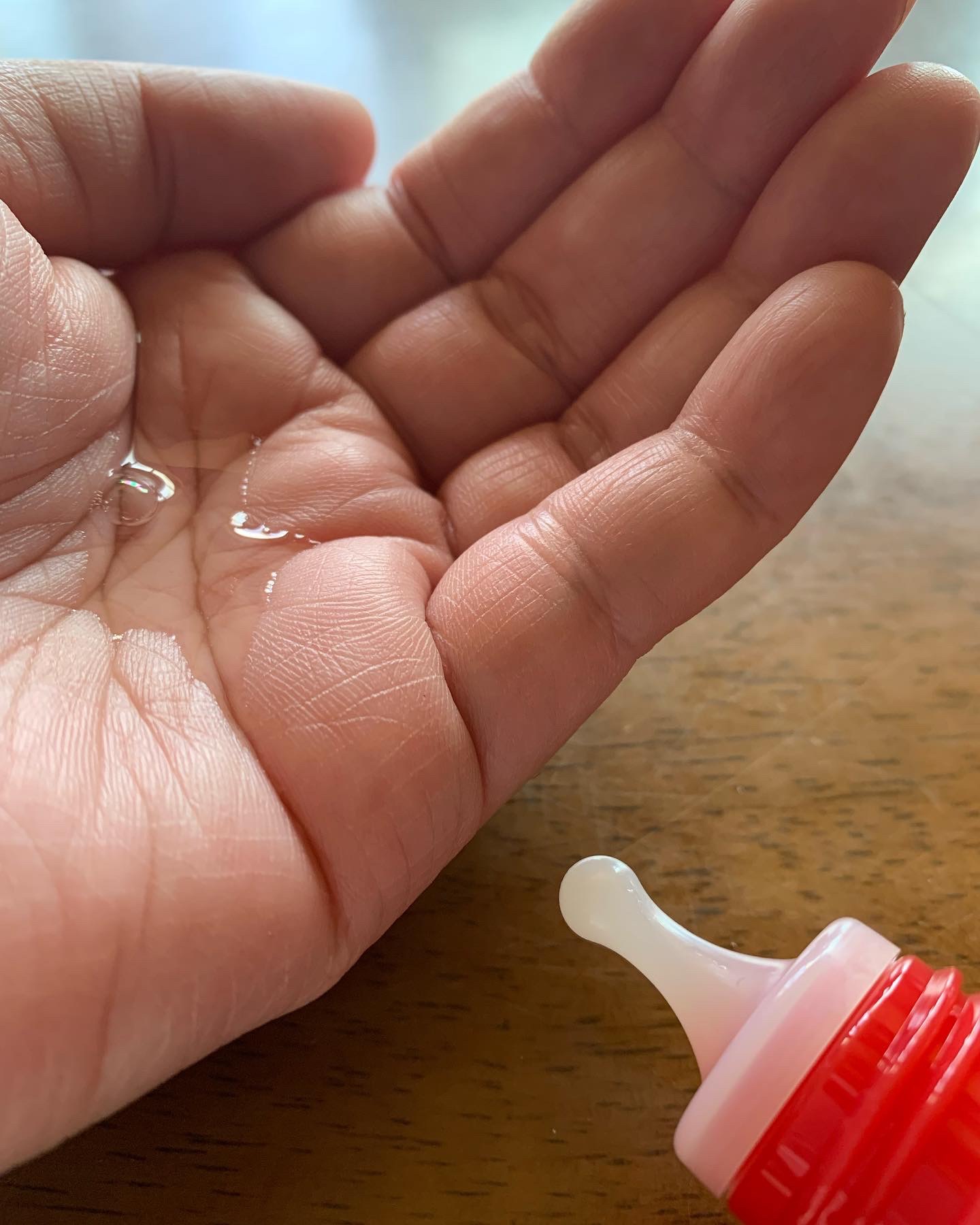 薬用 RJ地肌ケア エッセンス /アピセラピーコスメティクス/頭皮ローションを使ったクチコミ（3枚目）