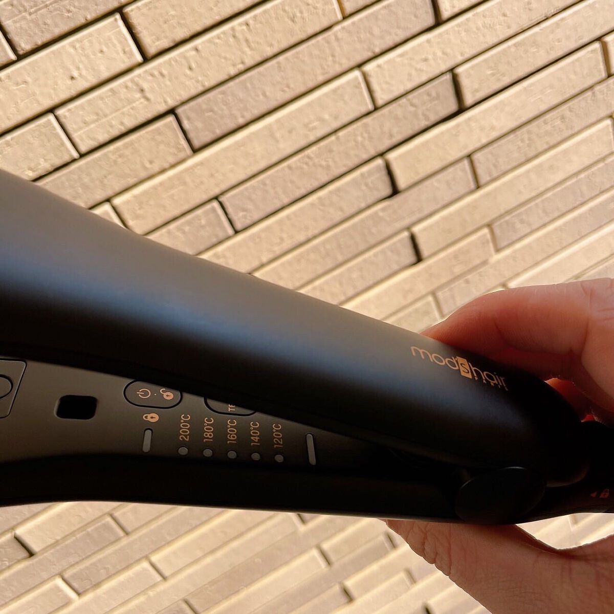 プリヴィレージュ シルクミラーストレート MHS-2410/mod's hair/ストレートアイロンを使ったクチコミ(6枚目)