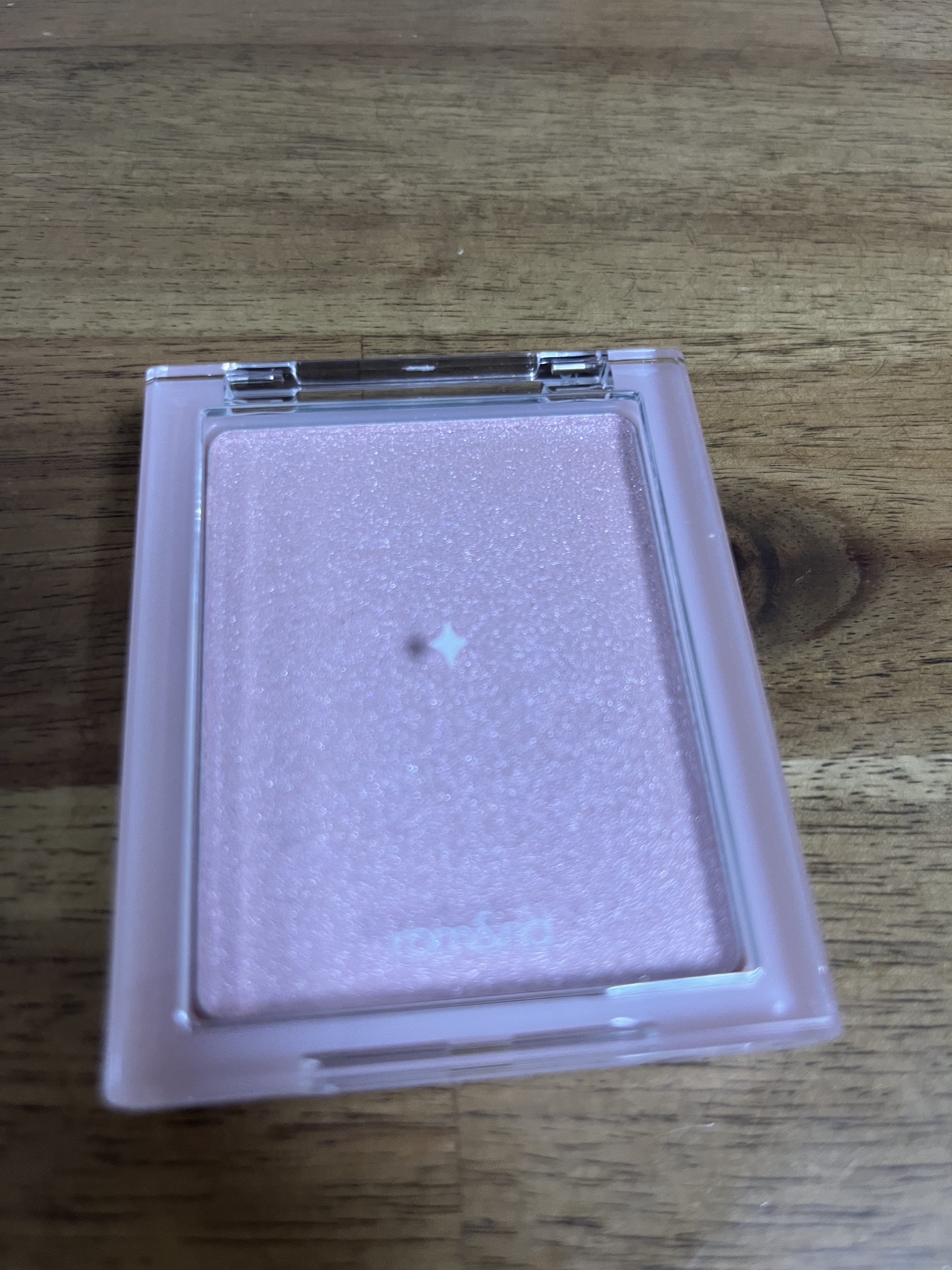 ヴェールライター 02 ムーンキスドベール(moon kissed veil)/rom&nd/パウダーハイライトを使ったクチコミ（1枚目）