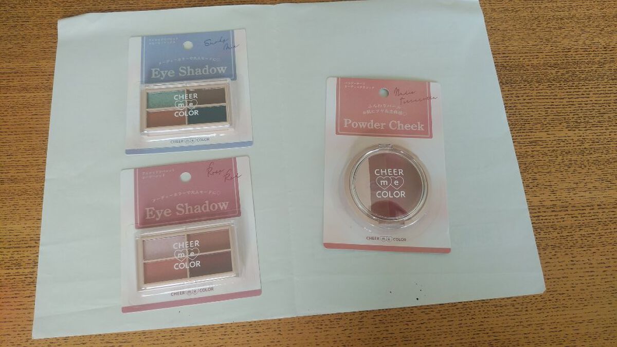 CHEER me COLOR アイシャドウ/セリア/アイシャドウパレットを使ったクチコミ（1枚目）