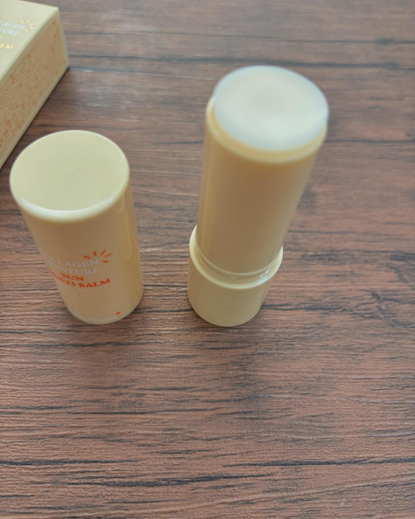 コラーゲンモイスチャーSUNマルチバーム/DERMASHARE/日焼け止めスティックを使ったクチコミ（2枚目）