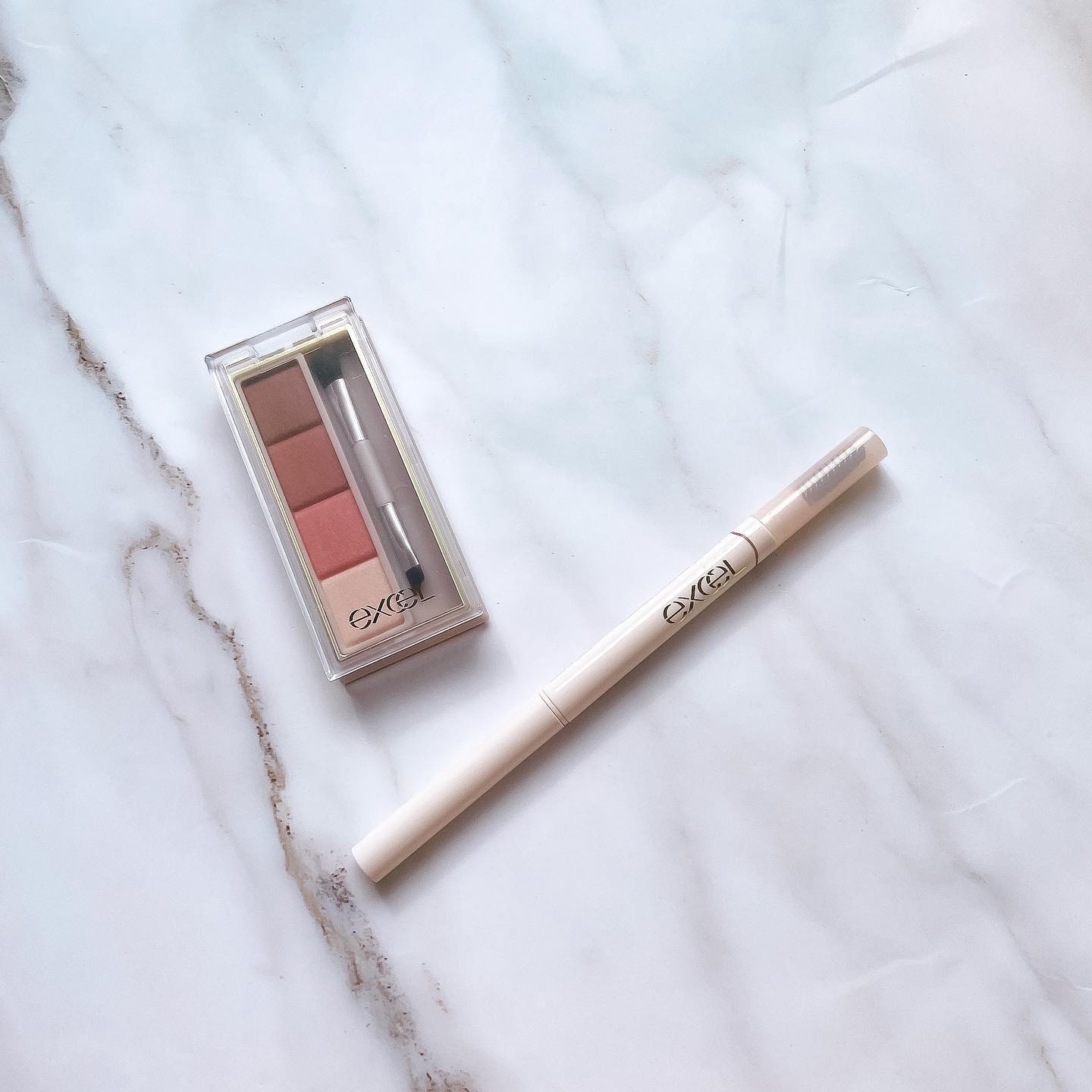 .
𓂃◌𓈒𓐍𓂃◌𓈒𓐍𓂃◌𓈒𓐍𓂃◌𓈒𓐍𓂃◌𓈒𓐍

@lipsjp 様から 
EXCEL 
カラーエディットパウダーブロウEP02(サマーネクター)
カラーエディットスリムブロウES02(サマーネクター)
をいただ