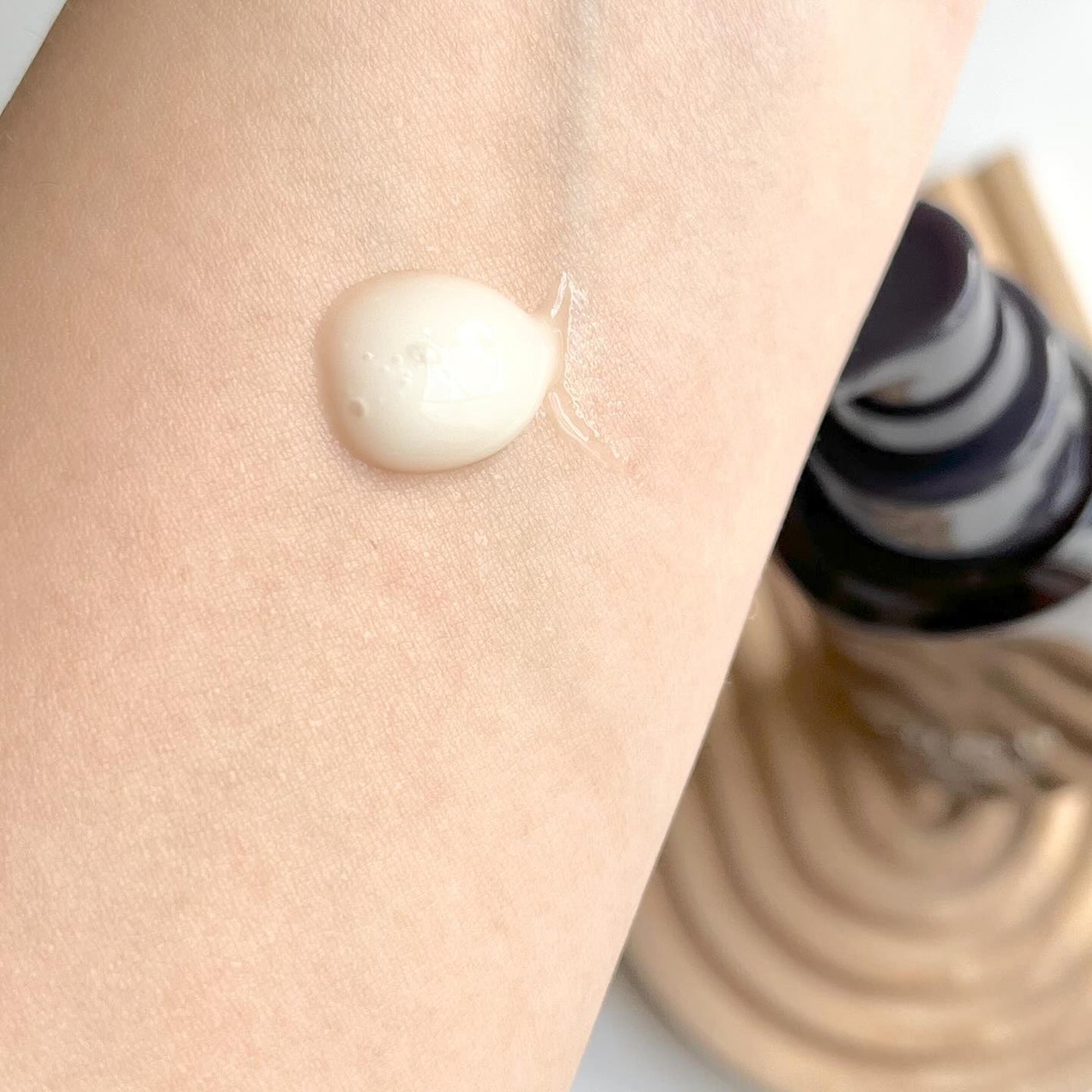 TOUQU to tone クリムジョン/TOUQU to tone/乳液を使ったクチコミ(4枚目)