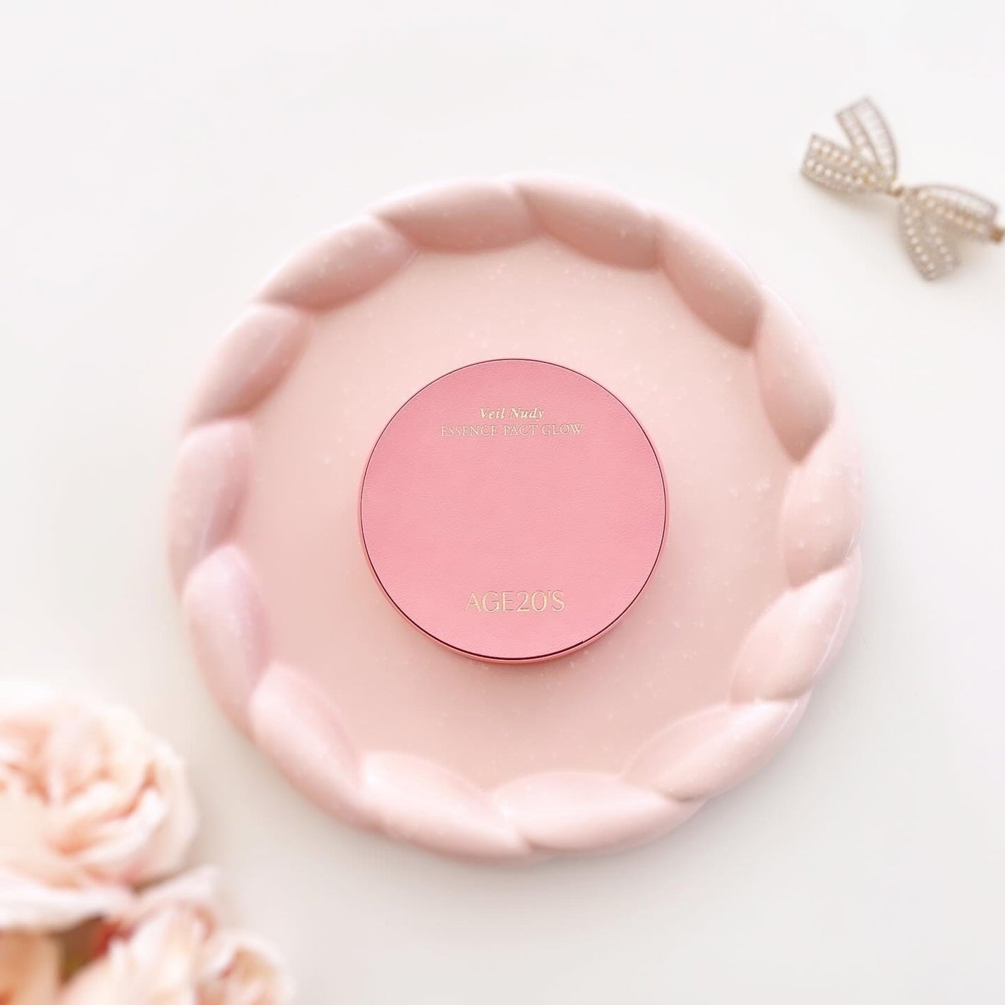 ヴェールヌーディ エッセンスパクトグロウ/AGE20’s/クリーム・エマルジョンファンデーションを使ったクチコミ(6枚目)