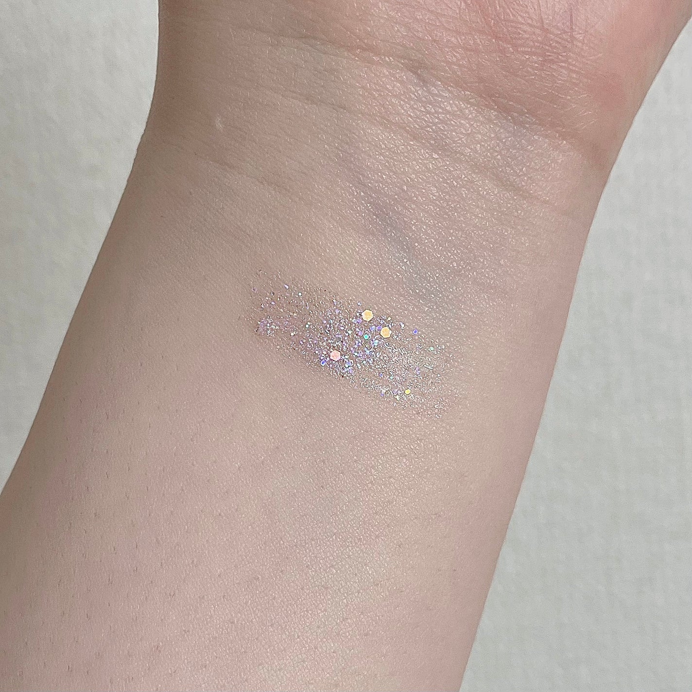 リキッド グリッター シャドウ/rom&nd/グリッターを使ったクチコミ(3枚目)