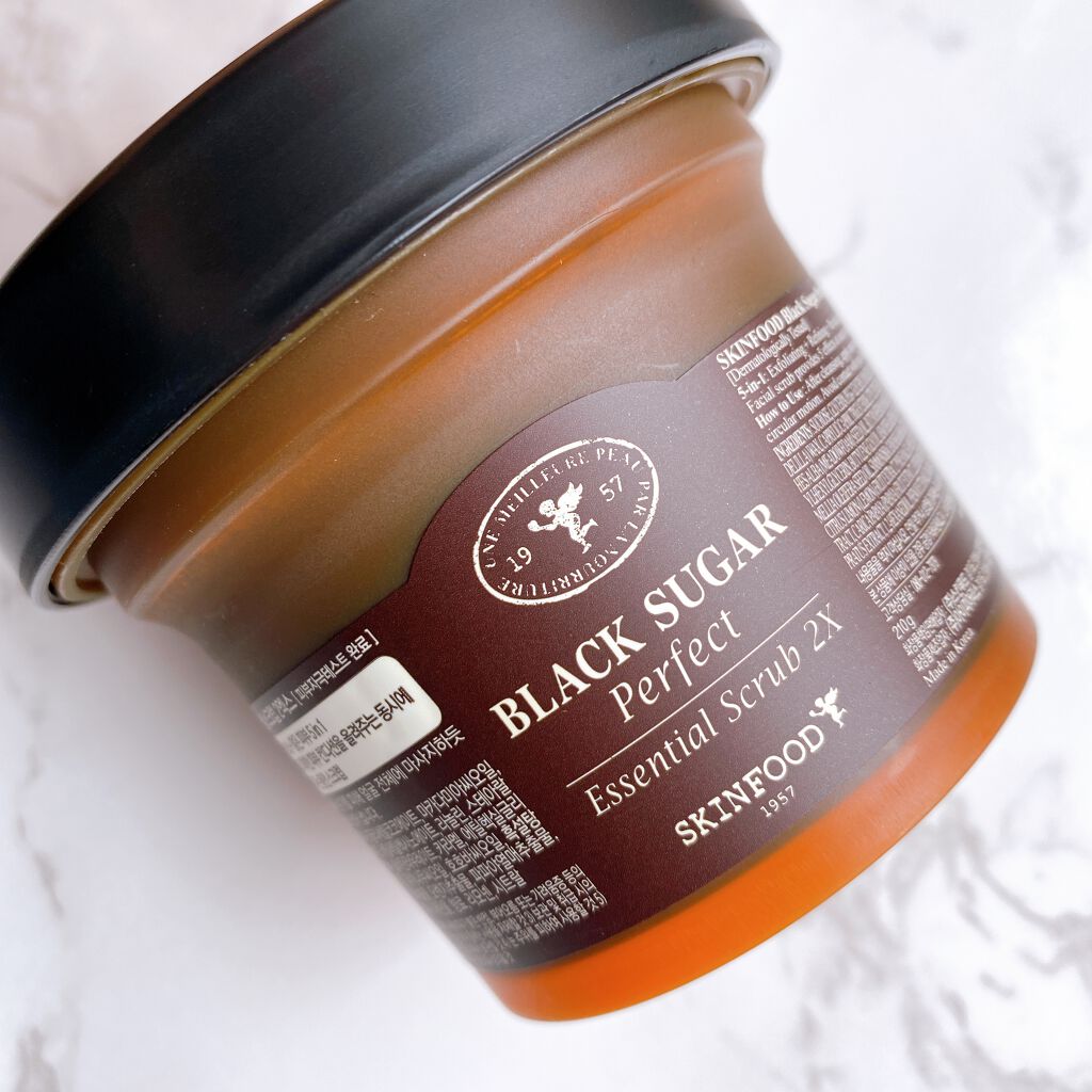 ブラックシュガー パーフェクト エッセンシャル スクラブ2X/SKINFOOD/洗い流すパック・マスクを使ったクチコミ(2枚目)